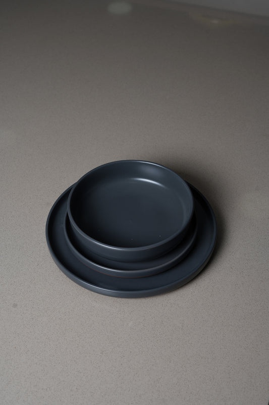 Grey Round Dinnerware Set - 18 Pieces Set